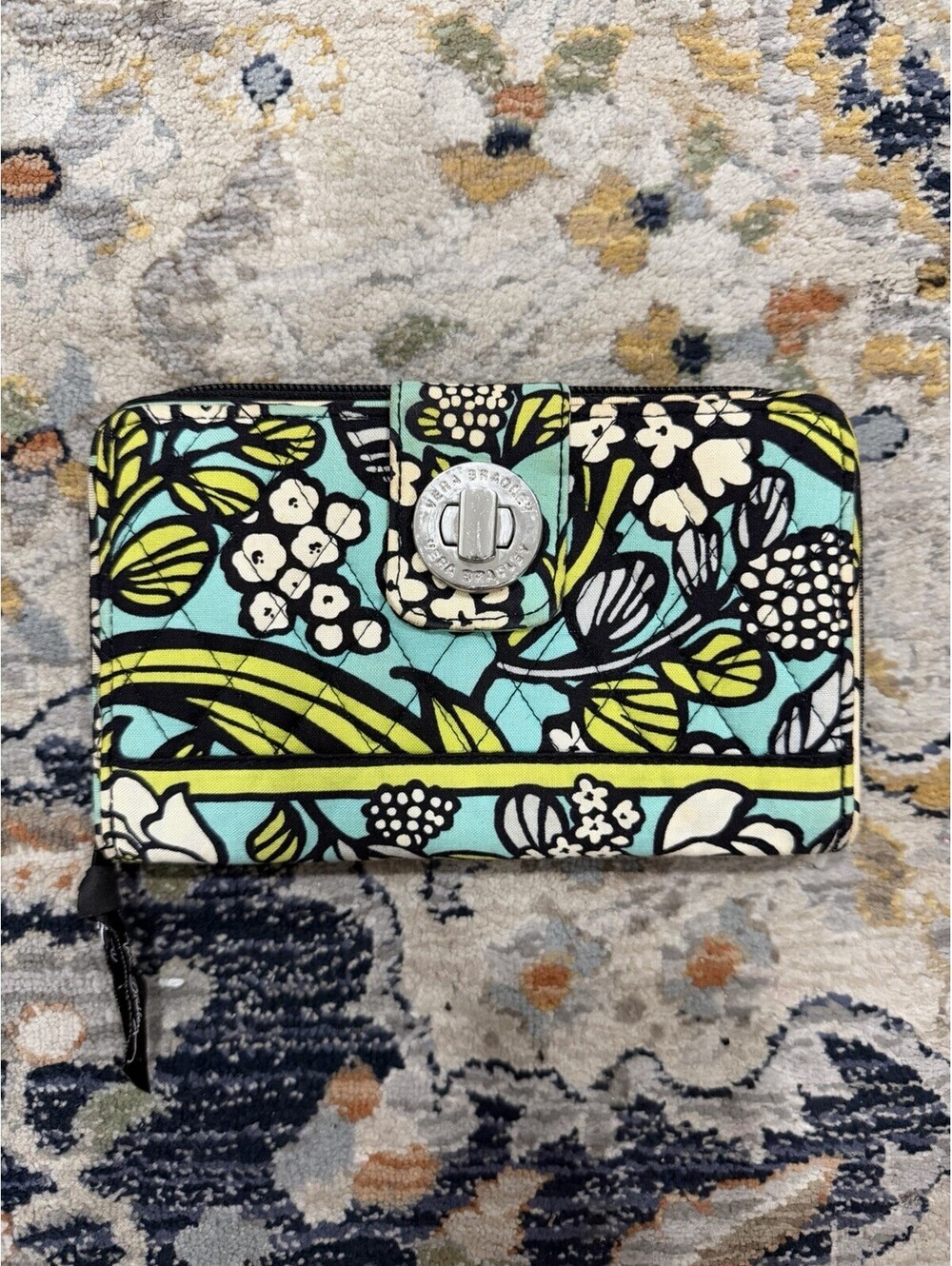 Vera Bradley Wallet Floral Quilted Zip Around Organizer Womens